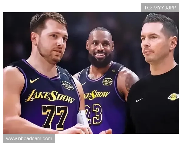 湖人齐整迎快船东契奇归来大战